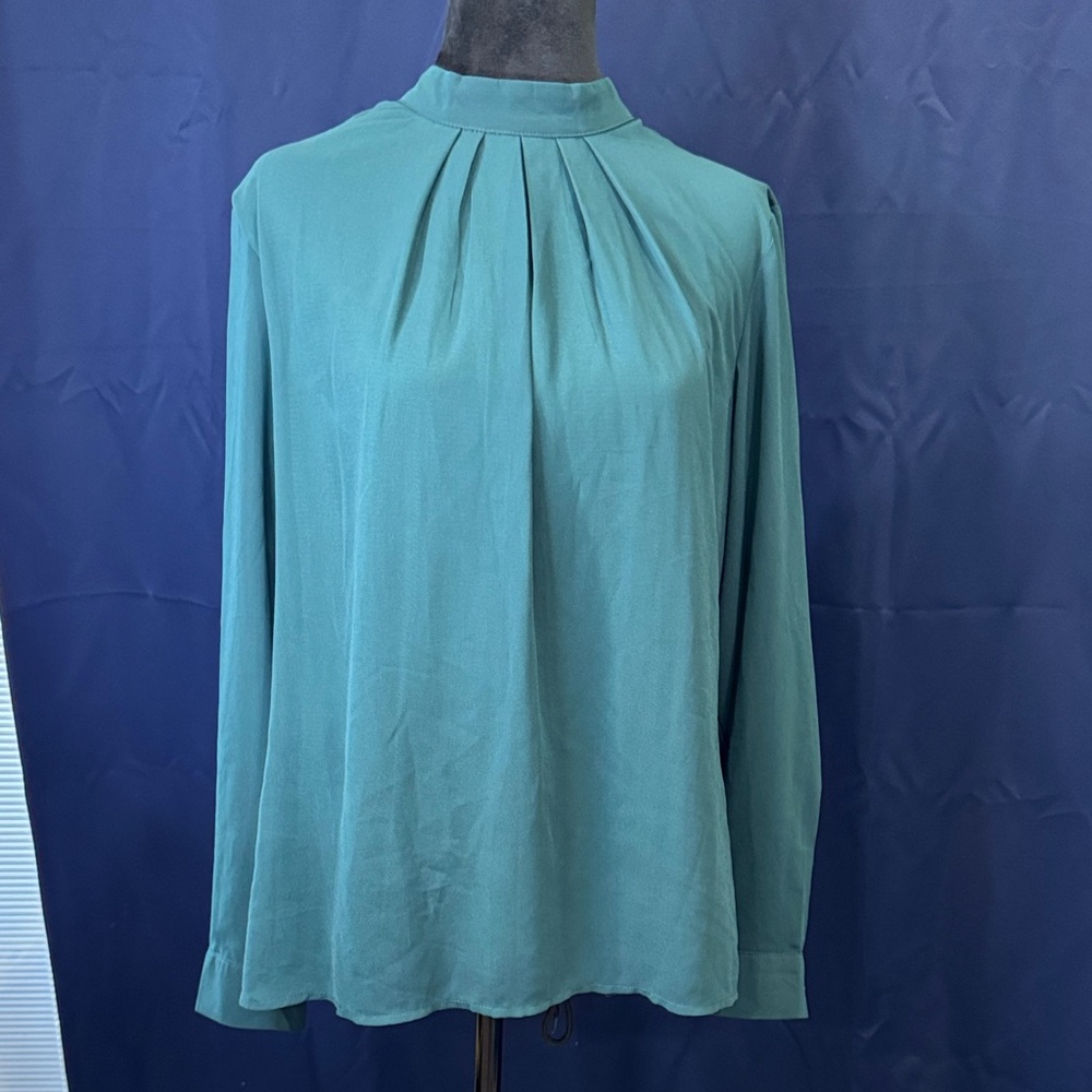 Elegant Teal Women's Blouse